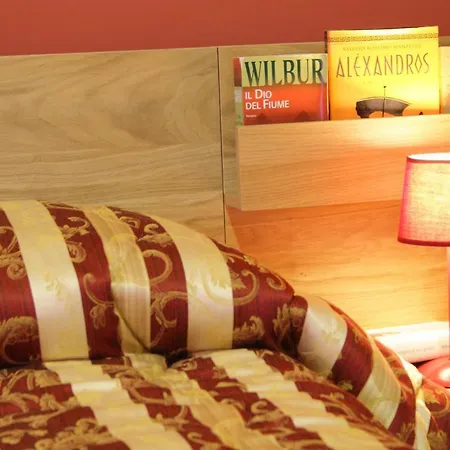 Alojamento de Acomodação e Pequeno-almoço Vesuvio 3*